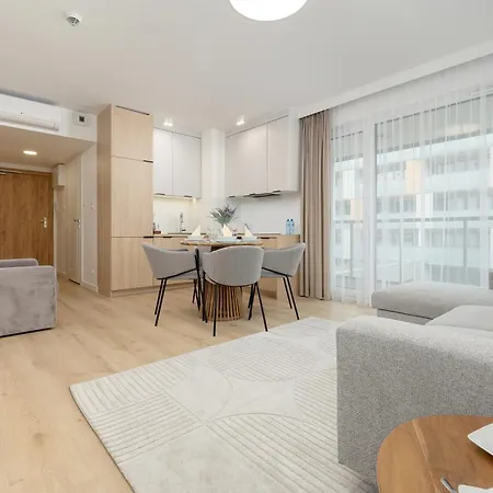 Baltini Premium Apartamenty Kasprowicza 20C z basenem, saunami i jacuzzi-3